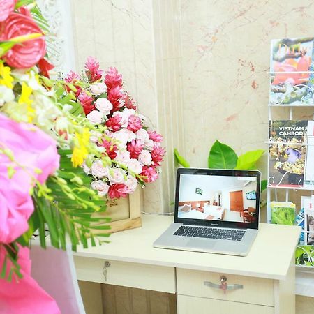 Valentine Hotel Saigon - Bui Vien Street Cidade de Ho Chi Minh Exterior foto