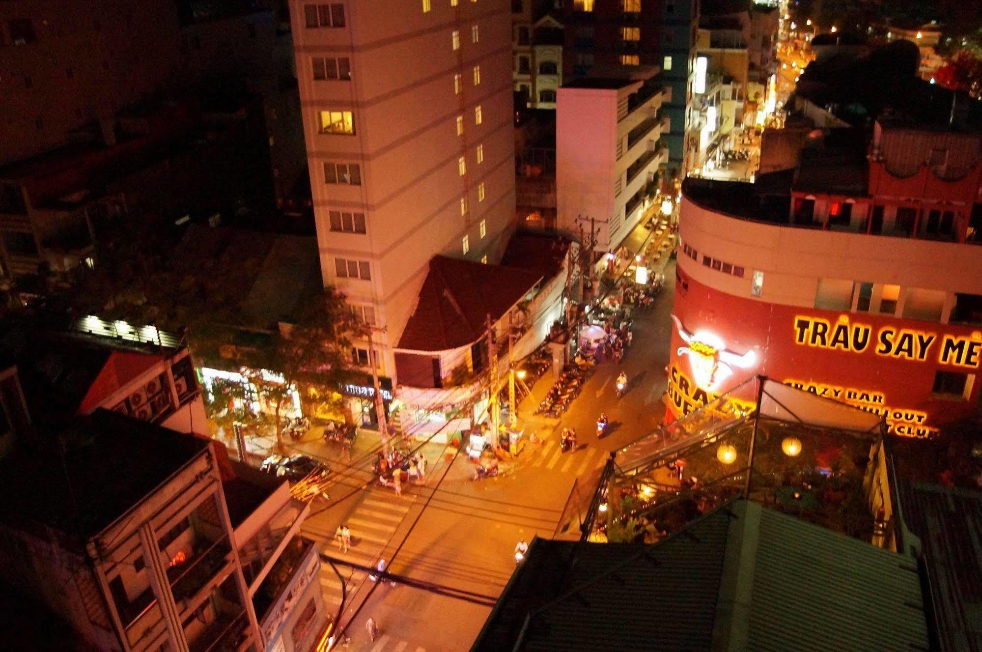 Valentine Hotel Saigon - Bui Vien Street Cidade de Ho Chi Minh Exterior foto