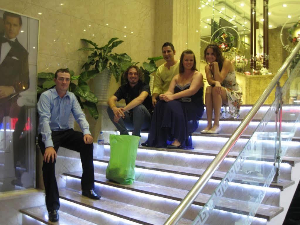 Valentine Hotel Saigon - Bui Vien Street Cidade de Ho Chi Minh Exterior foto
