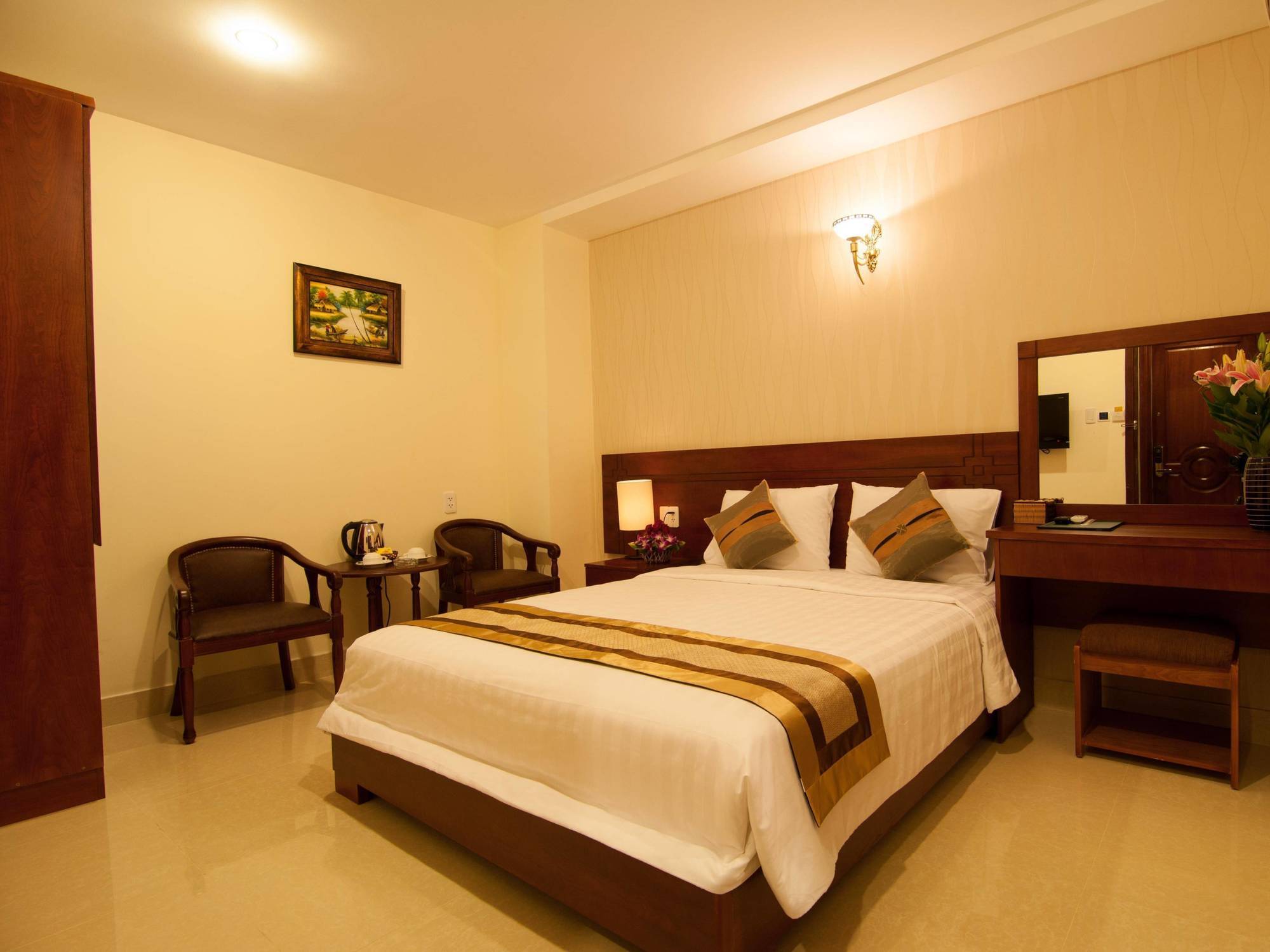 Valentine Hotel Saigon - Bui Vien Street Cidade de Ho Chi Minh Exterior foto